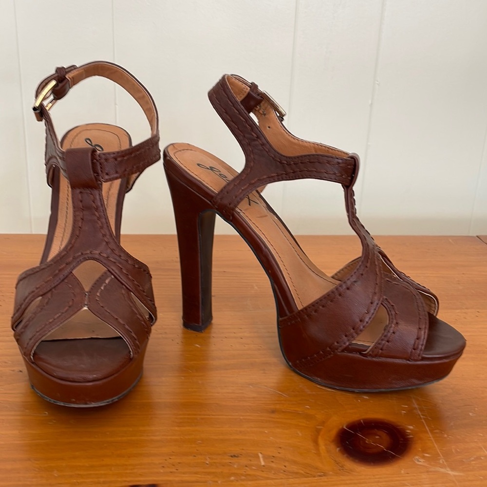 Platform high heel samples. Size 8.
